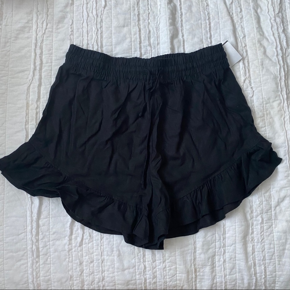 🖤 Linen Shorts! 🖤